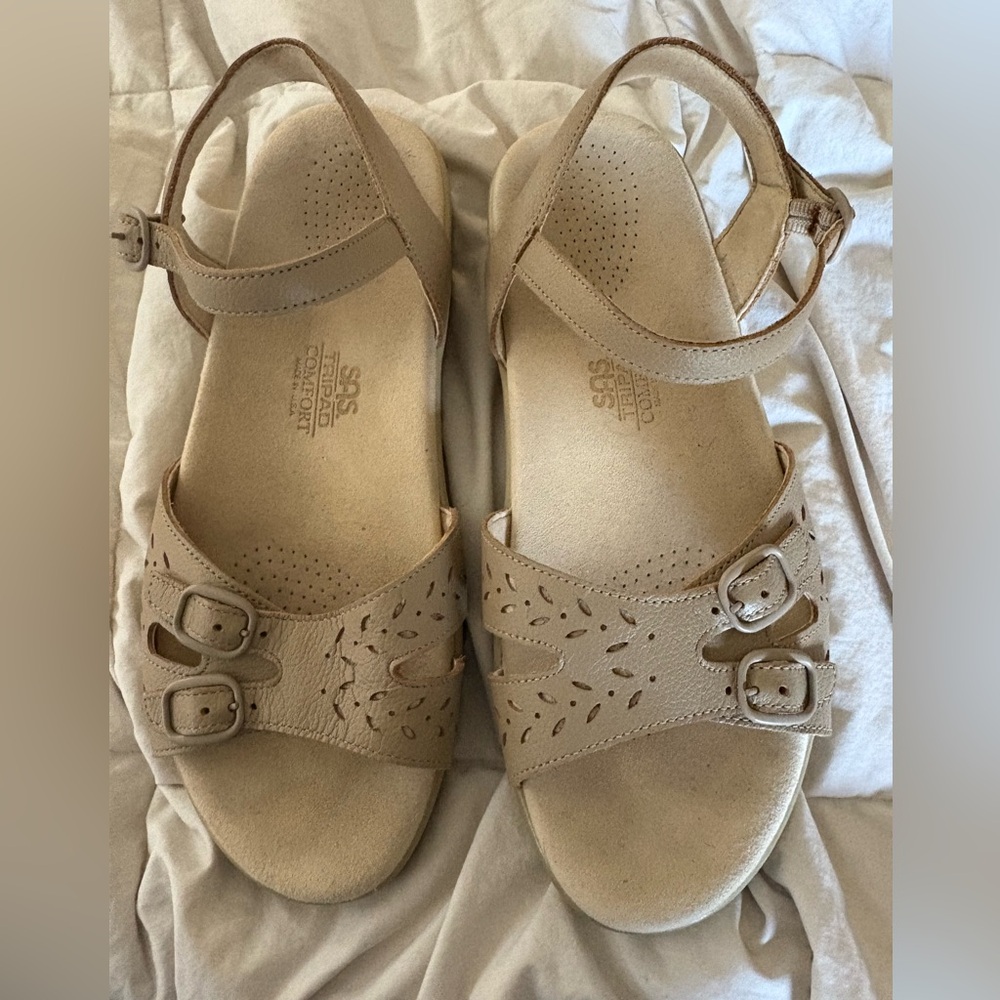 SAS Shoes women’s duo tan sandals